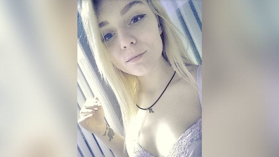18yo cam girl - XXX Dessert - Picture 6