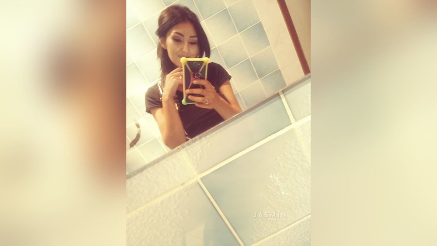 Straight dark eyes girl - XXX Dessert - Picture 4