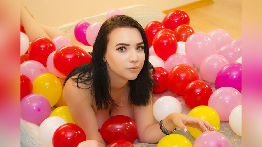 Big tits oil dildo - XXX Dessert - Picture 1