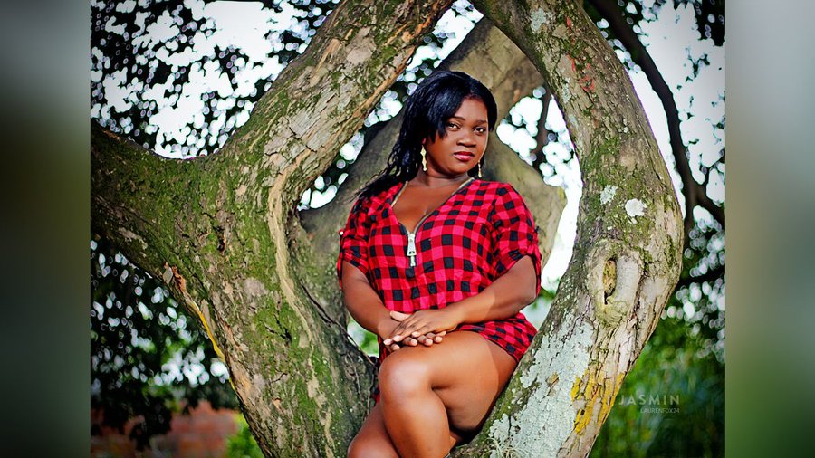 Ebony real webcam - XXX Dessert - Picture 1