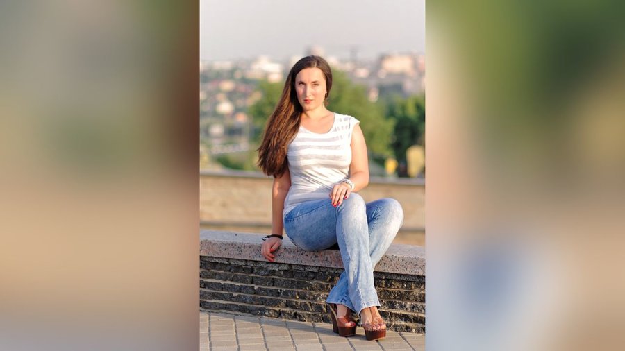 Ukrainian cameltoe - XXX Dessert - Picture 1
