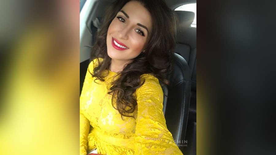 Big tit bisexual milf - XXX Dessert - Picture 1