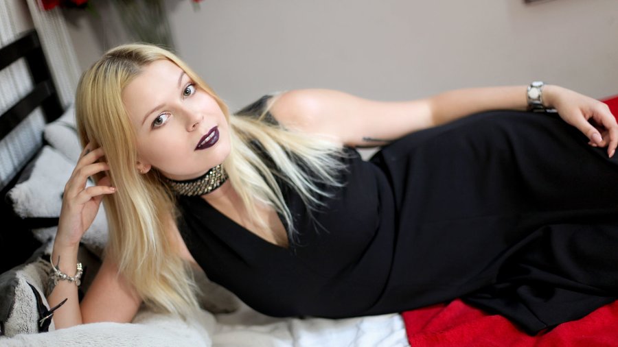 Straight web cam - XXX Dessert - Picture 3
