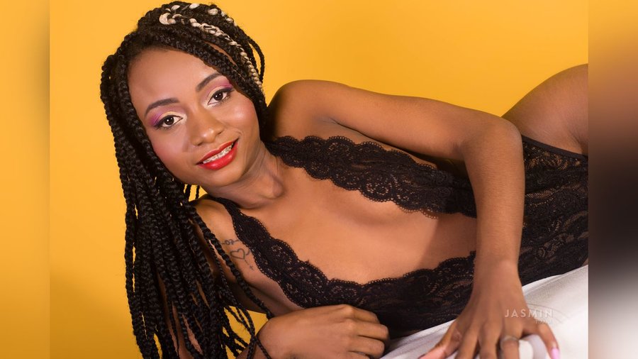 18yo ebony - XXX Dessert - Picture 1