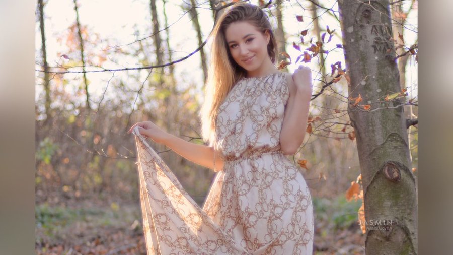 Petite spanish - XXX Dessert - Picture 1