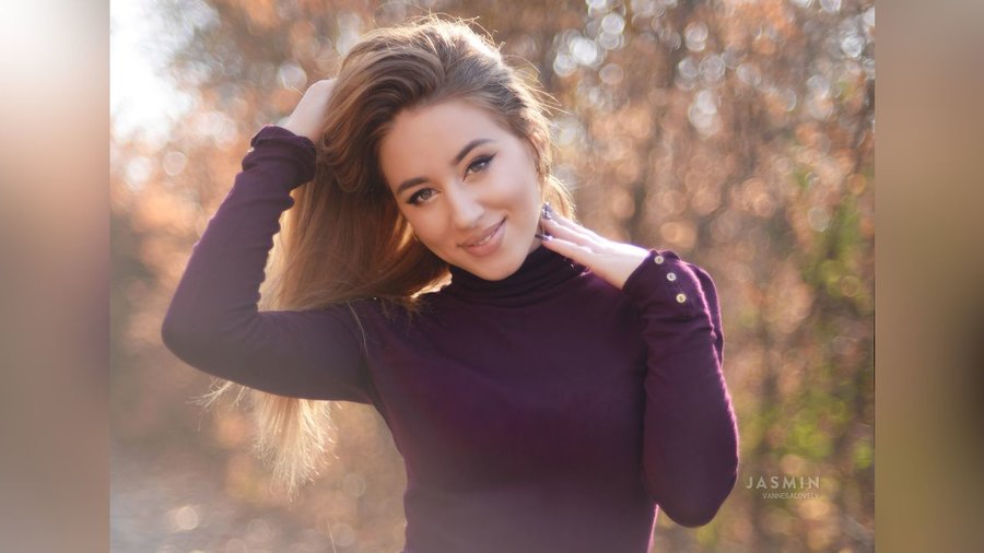 French blue eyes girl - XXX Dessert - Picture 1