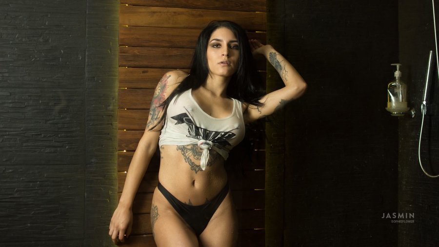 Spanish piercing - XXX Dessert - Picture 1