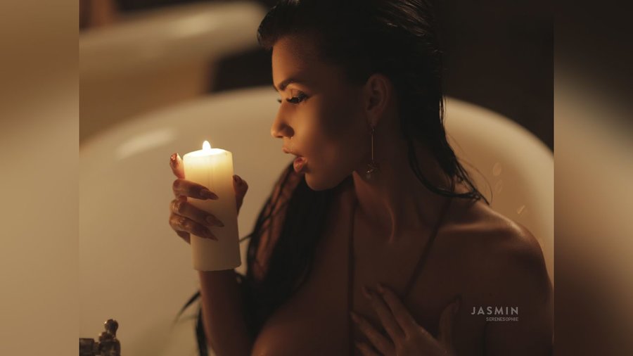 Dark eyes girl - XXX Dessert - Picture 4