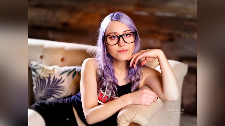 18yo blue eyes girl - XXX Dessert - Picture 5