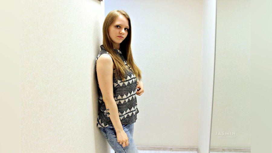 Straight 18yo fingering - XXX Dessert - Picture 3