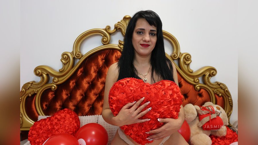 Straight big tit milf - XXX Dessert - Picture 3