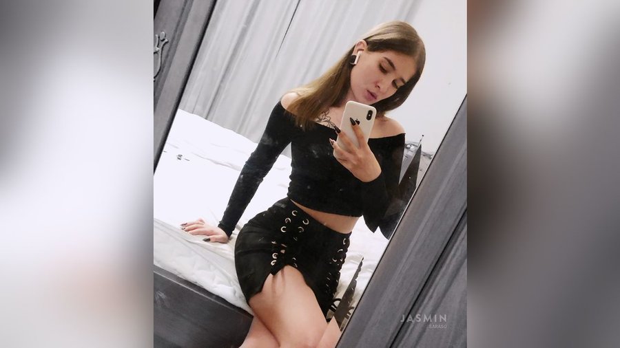19yo blue eyes girl - XXX Dessert - Picture 4