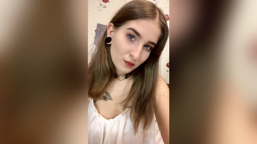 19yo web cam - XXX Dessert - Picture 3