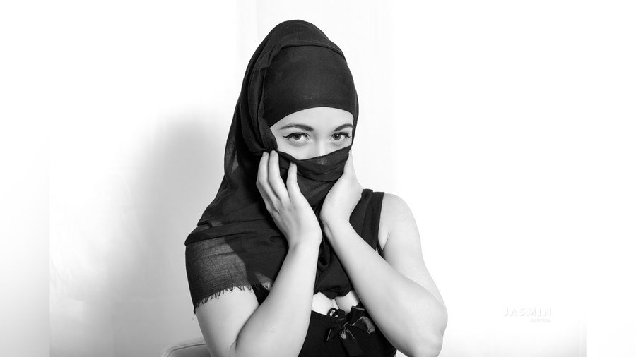 Teen spanish close up - XXX Dessert - Picture 3