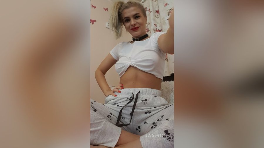 French big tits - XXX Dessert - Picture 1