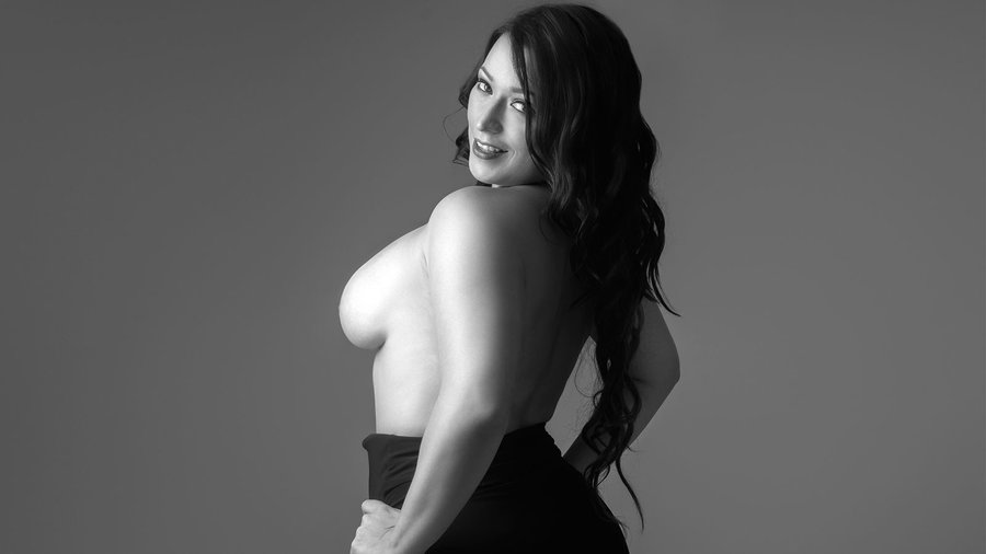 Webcam latin dildo - XXX Dessert - Picture 2