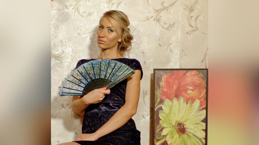 Tiny tits oil dildo - XXX Dessert - Picture 3