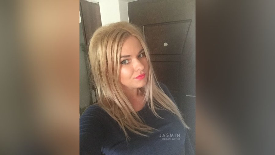 Bisexual italian girl - XXX Dessert - Picture 1