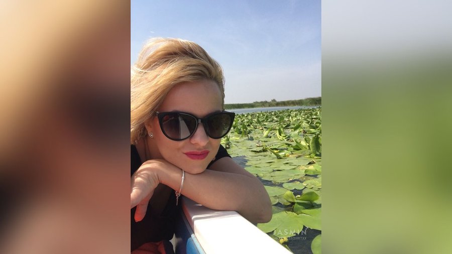 Italian webcam squirt - XXX Dessert - Picture 3