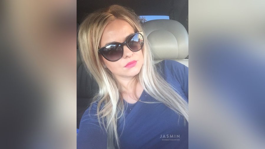 Big tit italian oil - XXX Dessert - Picture 4