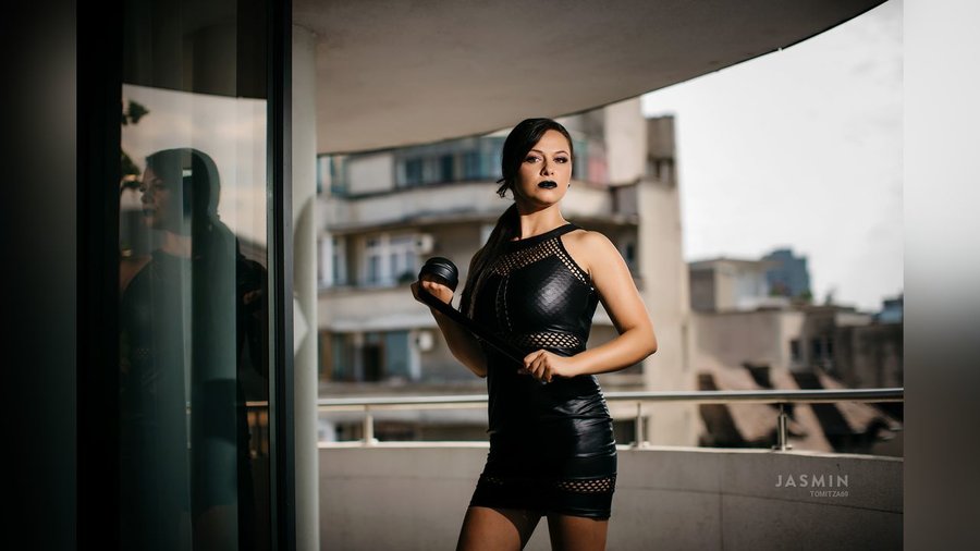 French fingering squirt - XXX Dessert - Picture 3