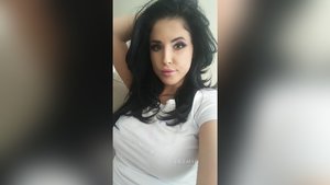 Big tits webcam - Picture 1