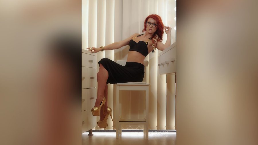 Real webcam striptease - XXX Dessert - Picture 2