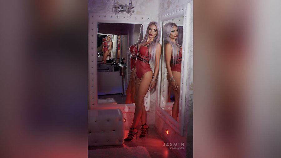 Real cam squirt - XXX Dessert - Picture 4