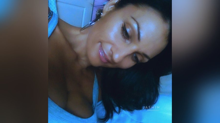 Bisexual milf - XXX Dessert - Picture 3