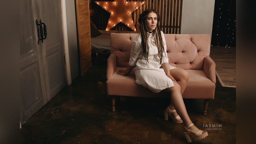 19yo tiny tits - XXXonXXX - Pic 5