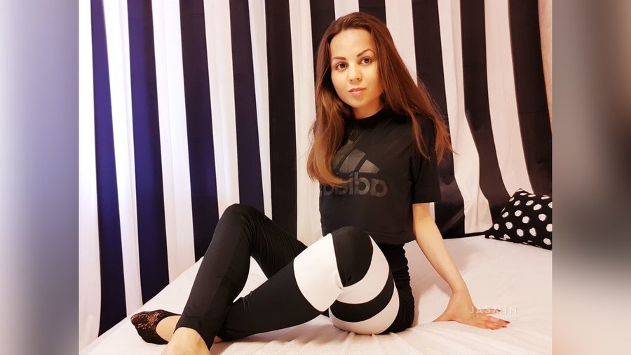 Webcam girl - XXXonXXX - Pic 2