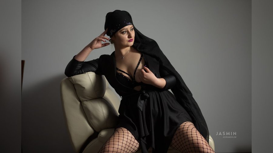 Big tits webcam striptease - XXXonXXX - Pic 4