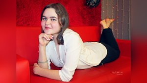 Camgirl 18yo squirt - Picture 7