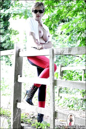Stunning lady - XXX Dessert - Picture 14