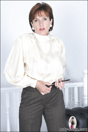 Fetish Lady Sonia - XXXonXXX - Pic 3