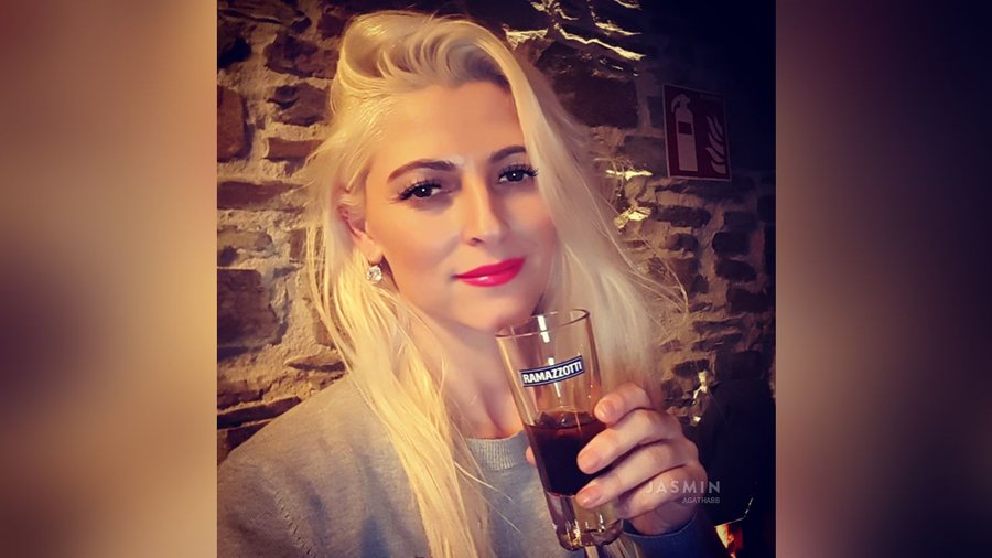 French big tit milf - XXX Dessert - Picture 1