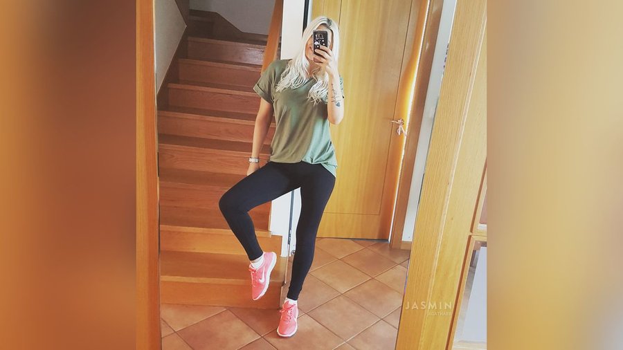 Italian milf squirt - XXX Dessert - Picture 3