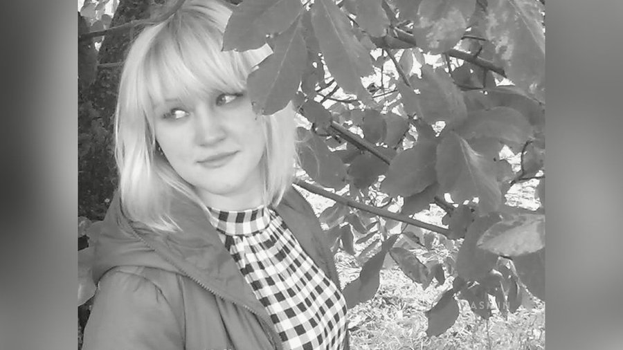 Spanish blue eyes girl - XXX Dessert - Picture 3