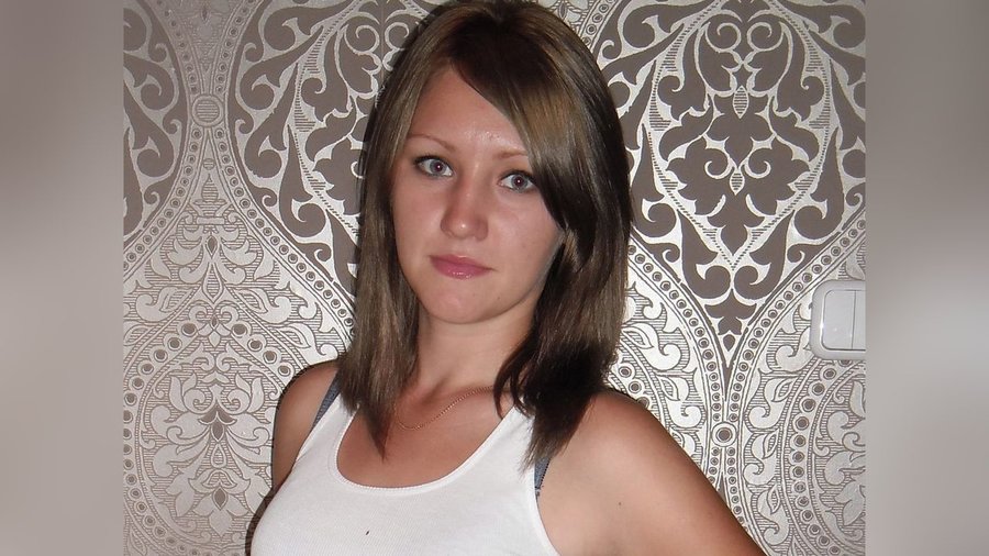 Spanish blue eyes girl - XXX Dessert - Picture 2