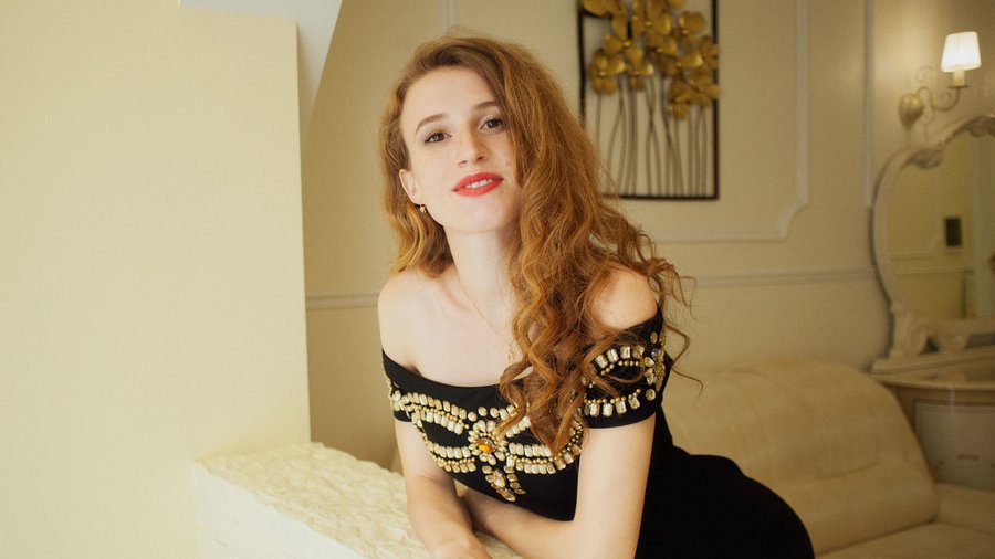 19yo petite - XXX Dessert - Picture 4