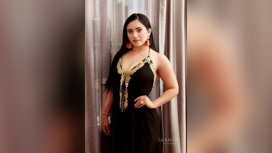 18yo dark eyes girl - XXX Dessert - Picture 4