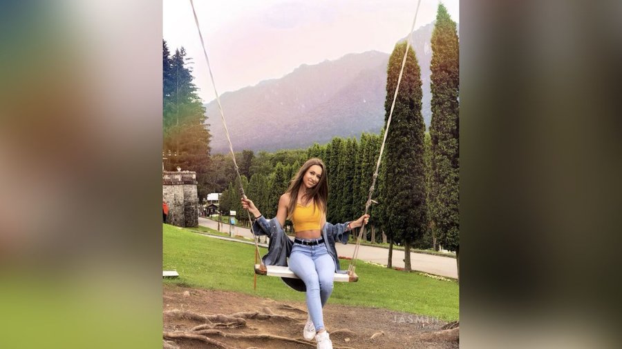 French close up - XXX Dessert - Picture 1