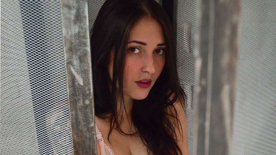 19yo piercing - XXX Dessert - Picture 5