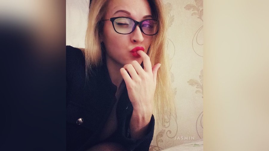 Close up fingering - XXX Dessert - Picture 3