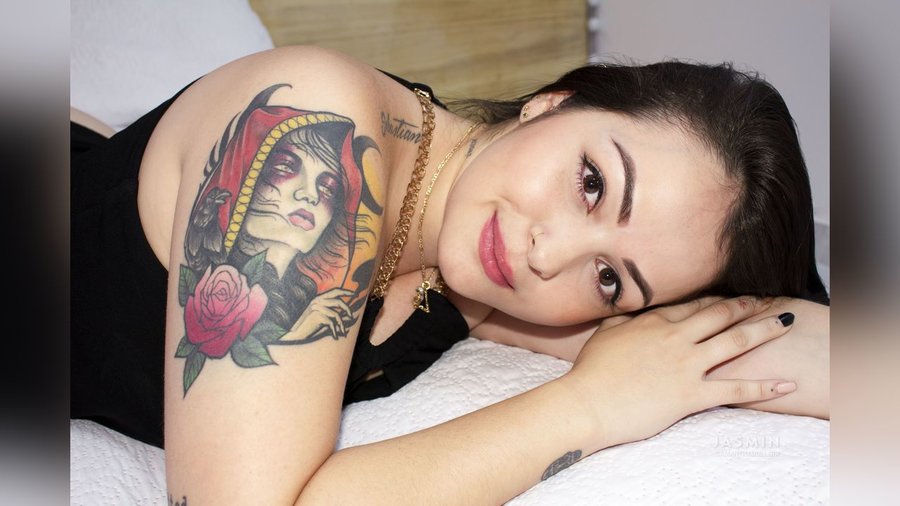 Spanish piercing - XXX Dessert - Picture 3