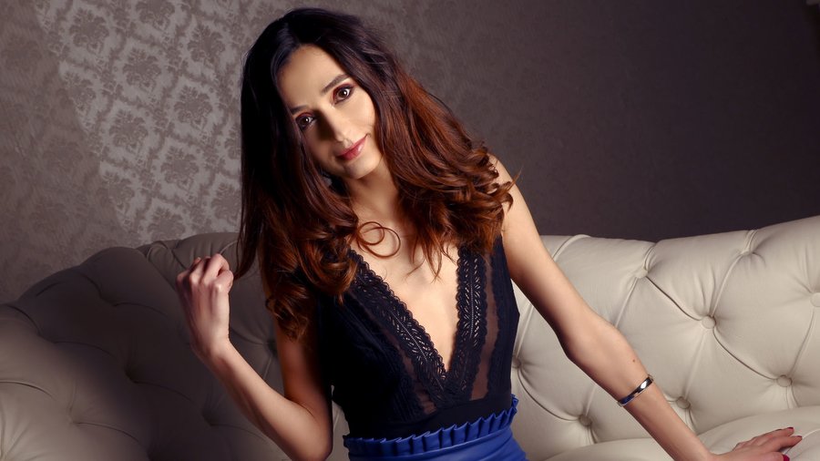 Tiny tits cameltoe - XXX Dessert - Picture 2