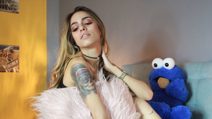 Tiny tits 18yo - XXX Dessert - Picture 1