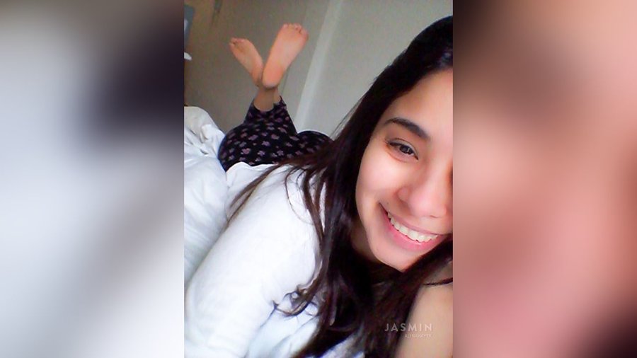 Tiny tits spanish - XXX Dessert - Picture 1