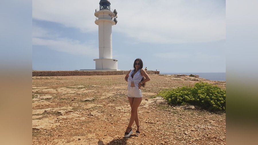 Spanish teen stockings - XXX Dessert - Picture 1