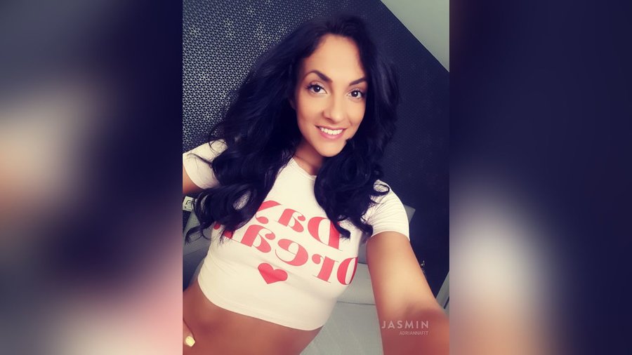 Spanish girl squirt - XXX Dessert - Picture 1